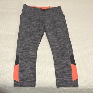Lululemon capris size 8 gray striped with neon orange detail